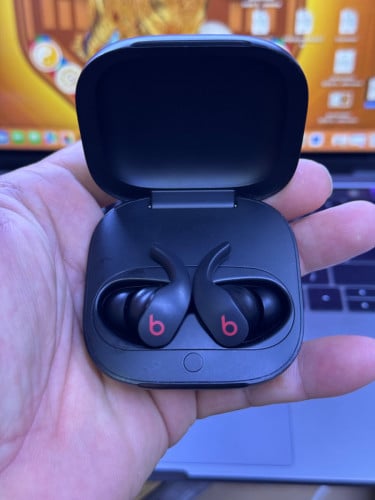 កាស Beats Fit Pro មួយទឹកគុណភាពសម្លេងអេម