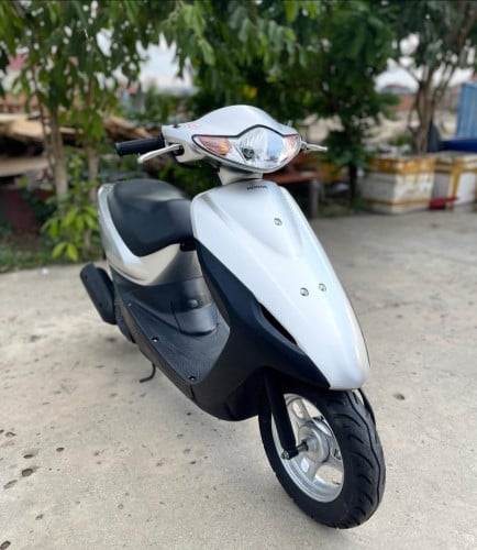 នាងខ្ញុំចង់លក់ Honda dio កម្លាំង 50cc ក្រដាស់ពន្ធ ម៉ូតូជប៉ុន