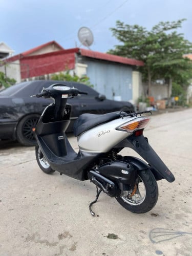 នាងខ្ញុំចង់លក់ Honda dio កម្លាំង 50cc ក្រដាស់ពន្ធ ម៉ូតូជប៉ុន