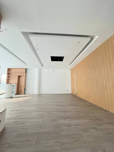๐ข Premium Office Space for Rent | ไผ่ดจๅๅ
ฌๅฎคๅบ็ง