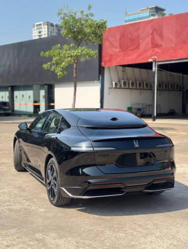 2025 AVATR 06 Max 650KM