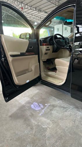 Alphard 2013 VIP រួច