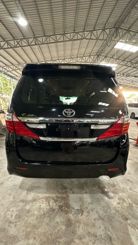 Alphard 2013 VIP រួច