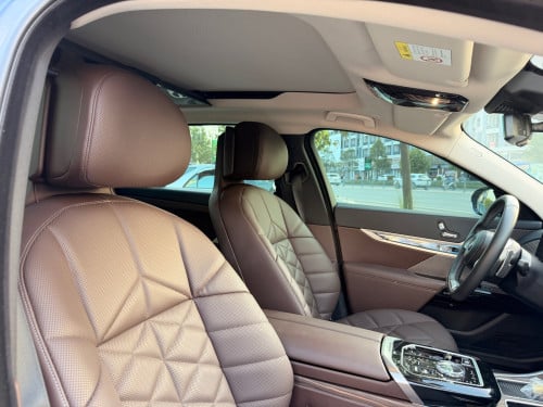 BMW735Li