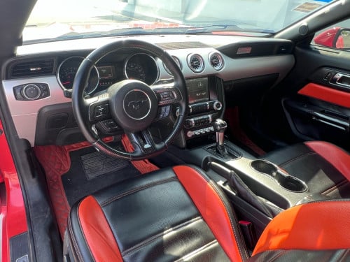 Ford Mustang full option 2015 ឡានស្អាត ទើបកាត់បានថ្មីៗ !