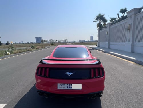 Ford Mustang full option 2015 ឡានស្អាត ទើបកាត់បានថ្មីៗ !