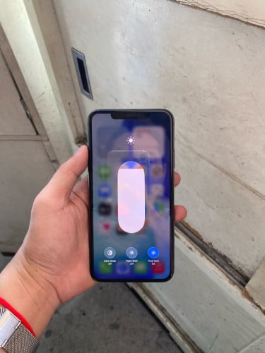 iPhone 11 Pro Max 256G សំនុំហ្សុីនស្អាត99%