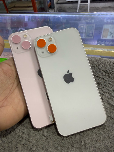 iPhone 13 128G LL/A ហ្សុីនសំណុំស្អាត មានឆ្នាំងសាក