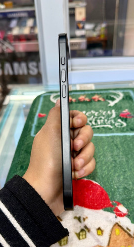 Iphone 16 Plus ទំហំផ្ទុក (128G) តួស្អាត 98% Model LLA Color Black