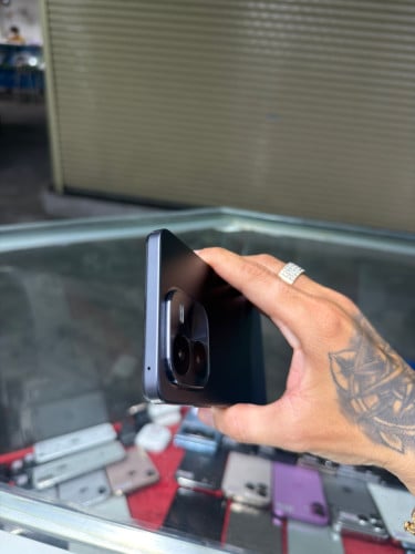 iQOO Z9x Black Global , Ram8GB HD128GB Phone Condition 99% , ម៉ាស៊ីនសានុំ