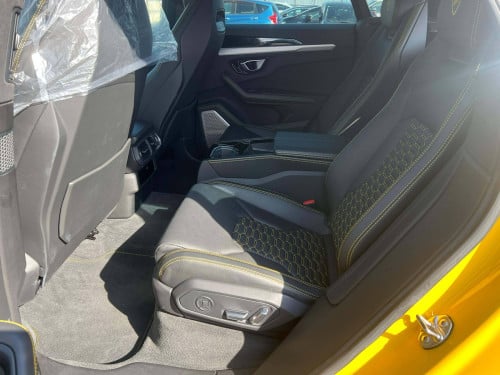 LAMBORGHINI URUS 2019