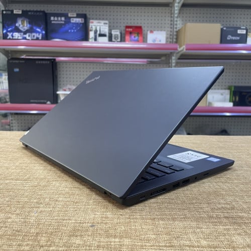 Lenovo ThinkPad T490