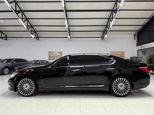 LEXUS LS460L 2007 ឡានម្ចាស់ដើមទិញខ្លាញ់គោ