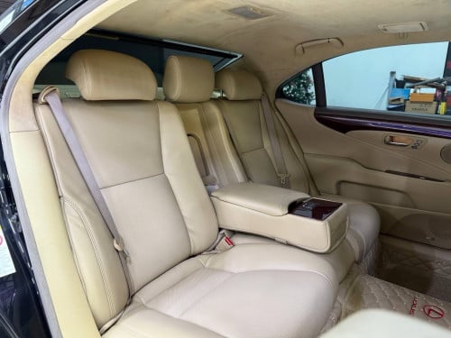 LEXUS LS460L 2007 ឡានម្ចាស់ដើមទិញខ្លាញ់គោ