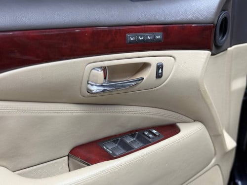 LEXUS LS460L 2007 ឡានម្ចាស់ដើមទិញខ្លាញ់គោ