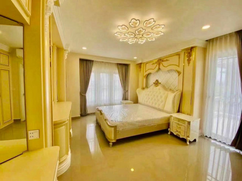 Luxurious 6 Bedrooms Queen Villa for RENT in Borey Chip Mong 60M near New Airport