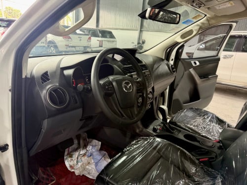 Mazda 2020 Thunder Full