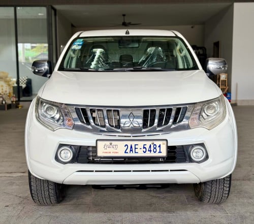 Mitsubishi triton 2016 Full