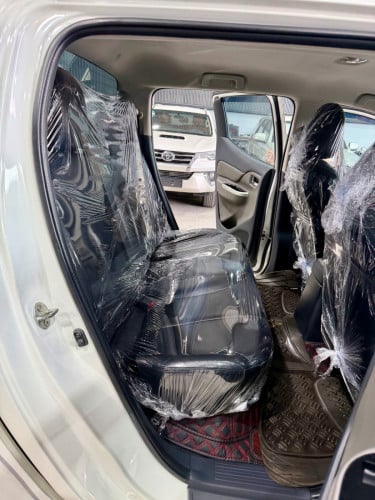 Mitsubishi triton 2016 Full