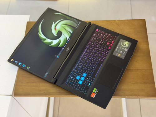 MSI Bravo 15 C7VFKP ( Grade A )AMD Ryzen 9 7940HS, RAM 16GB, SSD 1TB, VGA Nvidia RTX4060 8GB