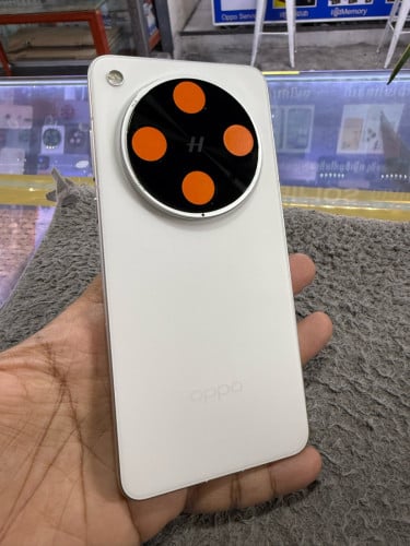 Oppo Find X8ultra 5G Ram16G Memory512G C/H Sim/ 99% មានឆ្នាំងសាក