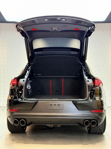 Porsche Cayenne Coupe 2021
