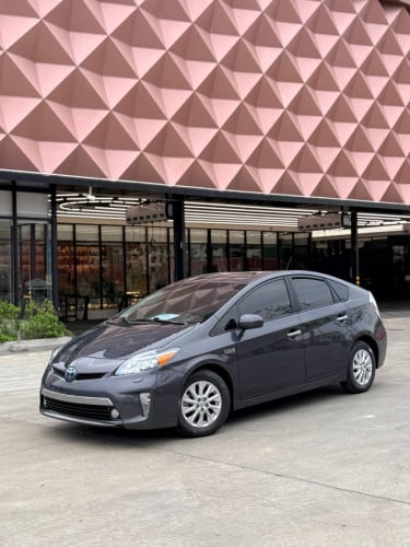 Prius 2012 Option 5 Plugin Advance សុីនមួយជុំ