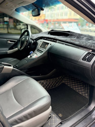 Prius 2012 Option 5 Plugin Advance សុីនមួយជុំ
