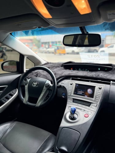 Prius 2012 Option 5 Plugin Advance សុីនមួយជុំ