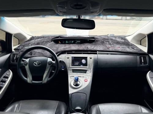 Prius 2012 Option 5 Plugin Advance សុីនមួយជុំ