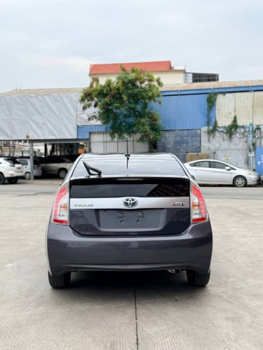 Prius 2012 Option 5 Plugin Advance សុីនមួយជុំ