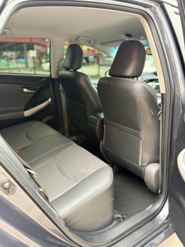 Prius 2012 Option 5 Plugin Advance សុីនមួយជុំ
