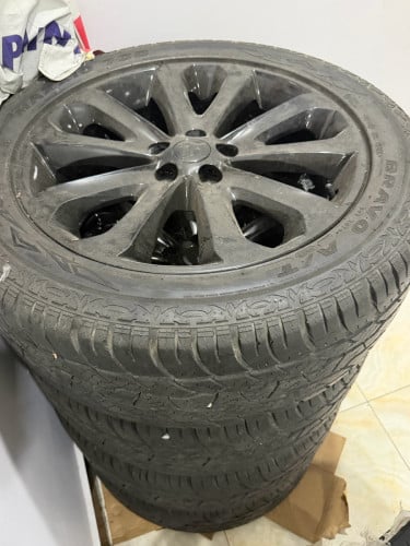 Range rover rims