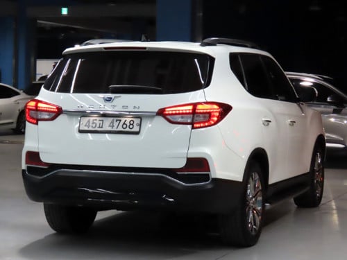 Ssangyong Rexton 7កៅអី