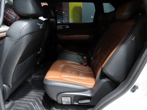 Ssangyong Rexton 7កៅអី