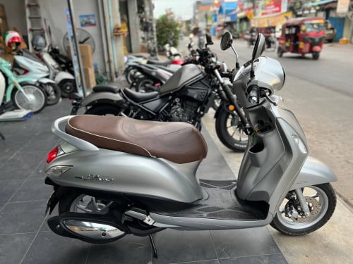 Yamaha Grand Filano 125cc 2019 ABS ពណ៌ទឹកប្រាក់ នៅស្អាត