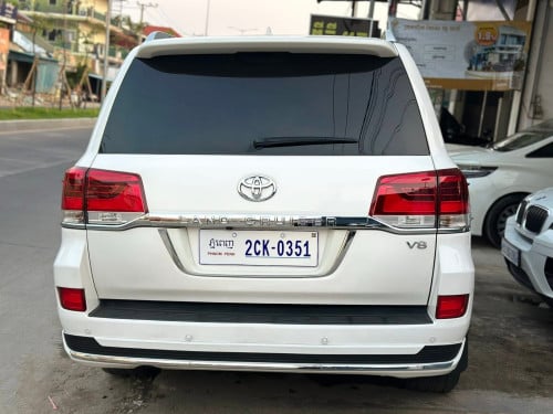 ឡានលក់