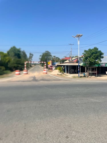 ដីលក់ ដីលំហែរសំរាបធ្វើចំការ