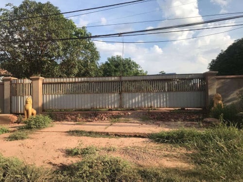 ដីសម្រាប់លក់ ផ្លូវក្រវ៉ាត់ក្រុង ខេត្តសៀមរាម ផ្លូវធំ