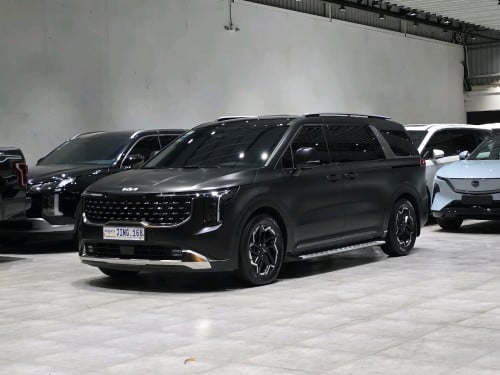 មួយទឹកដូចថ្មី2025 KIA CARNIVAL នៅធានាពេញពីក្រុមហ៊ុន​ ទេីបប្រេីបាន16381គីឡូប៉ុណ្ណោះ