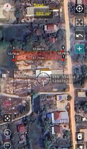 ឡៃឡុងបន្ទាន់​ ជាប់ផ្លូវ30m