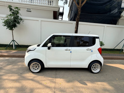 Car for rent at Phnom Penh