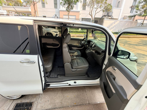 Car for rent at Phnom Penh