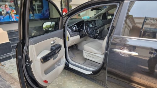 Car for rent at Phnom Penh and Sihanoukville