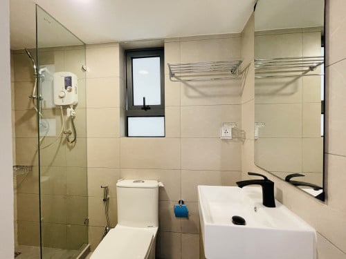 CHEAP PRICE!!! Duplex 2 Beds and 2 Baths for Sale in Urban Village Phase 2