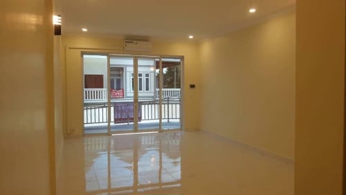 House for rent (good for living)