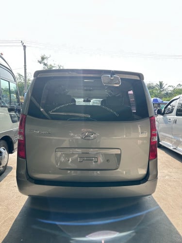 hyundai starex 2015