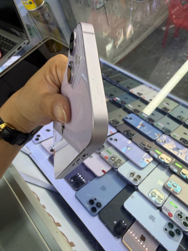 iPhone 14 Pluse LLA សានុំ ហ្សីន