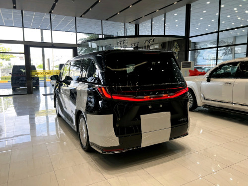 Lexus LM 350h VIP 2026