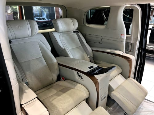 Lexus LM 350h VIP 2026